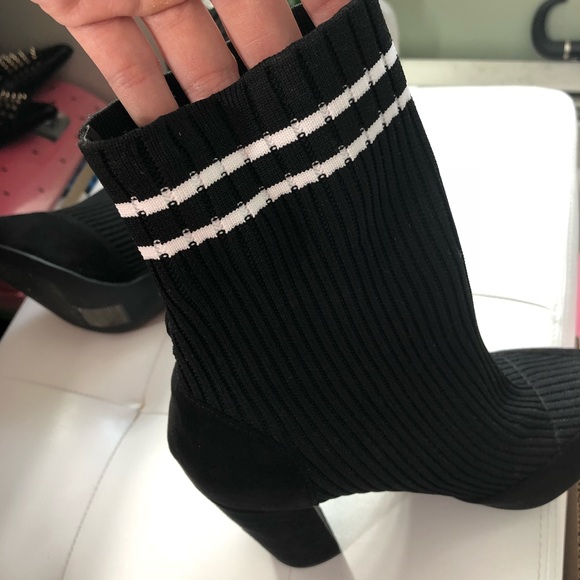 Knitted socks boots - Picture 6 of 6